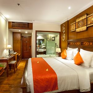 Deluxe Zimmer mit Kingsize-Bett